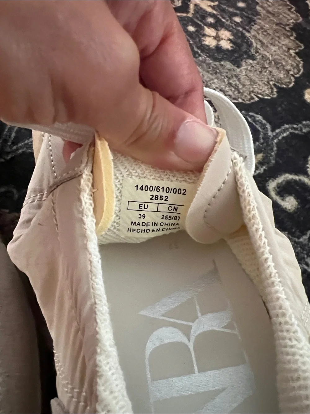 Zara Flat Pack Sneakers Women’s Size EU 39 in Taupe Beige Cream